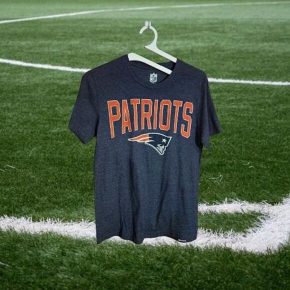 New England Patriots NFl Tee Men's‎ Size S  (I46) - Picture 1 of 3